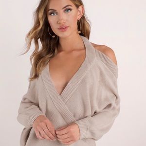 Evana Halter Sweater. Cream colored, size small